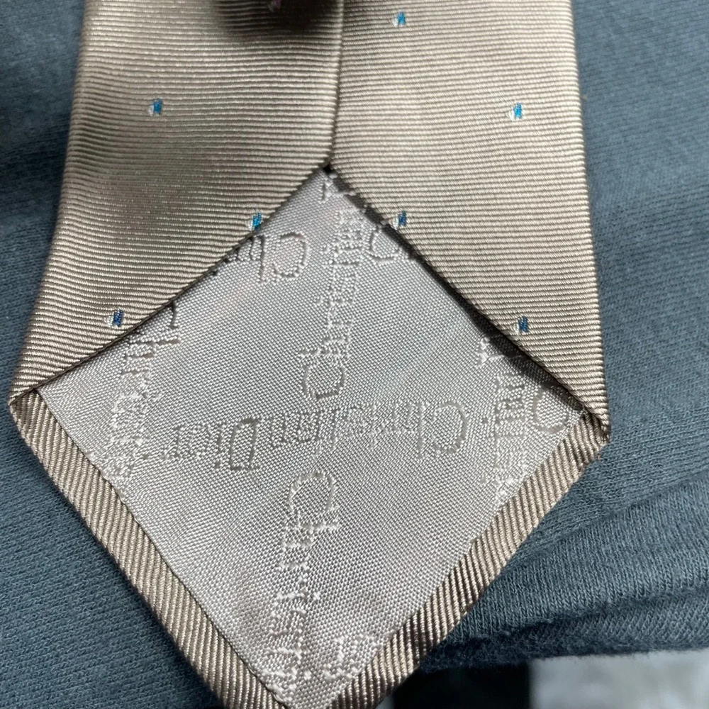 Christian Dior Men Necktie Silk Taupe Gold Micro Dot Classic Designer Tie